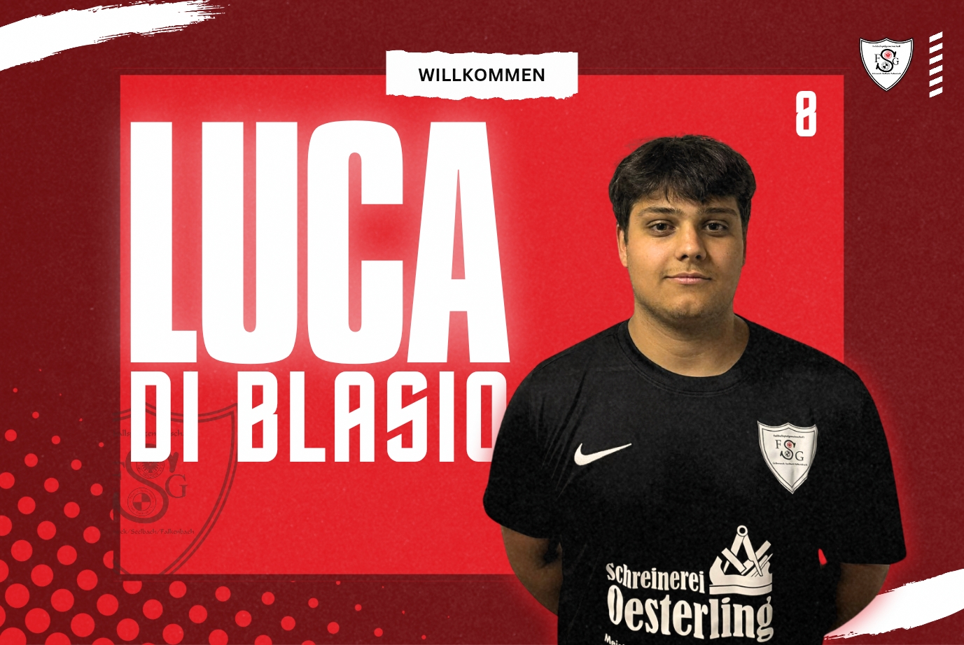 Luca Di Blasio in schwarzem FSG-Trikot vor rotem Hintergrund