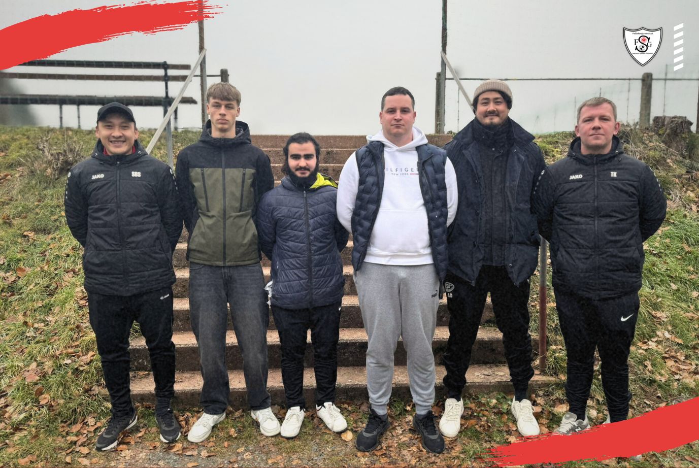 Neuzugänge und Verantwortliche im Überblick: Co-Trainer Long Nguyen, Noel Schimmels, Abdul Rahmmann Sultani Al Ashrafi, Zvonimir Cdebic, Andreas Dörken und Abteilungsleiter Fußball TuS Seelbach Tobias Klein (v. l.).